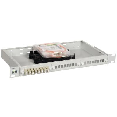 Кросс-панель ITK, 1HU, портов: 24 LC (Duplex) OM2, установлено адаптеров: 8невыдвижная, прямая, цвет: серый